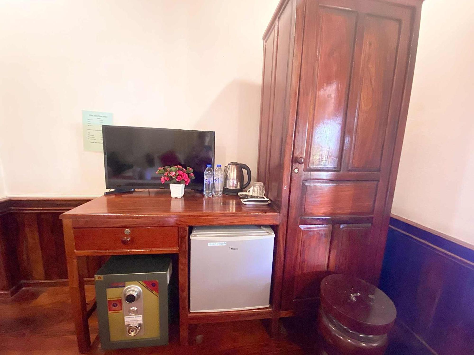 Villay Vanh Place House لوانغ برابانغ المظهر الخارجي الصورة