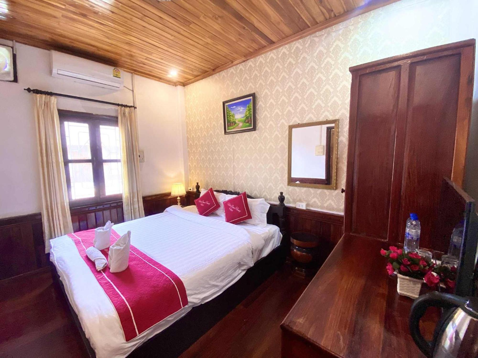 Villay Vanh Place House لوانغ برابانغ المظهر الخارجي الصورة