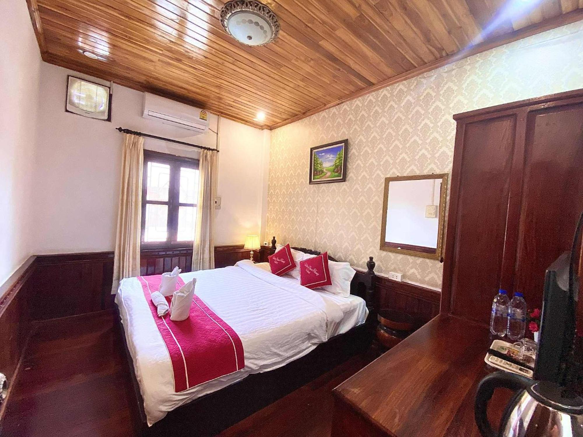Villay Vanh Place House لوانغ برابانغ المظهر الخارجي الصورة