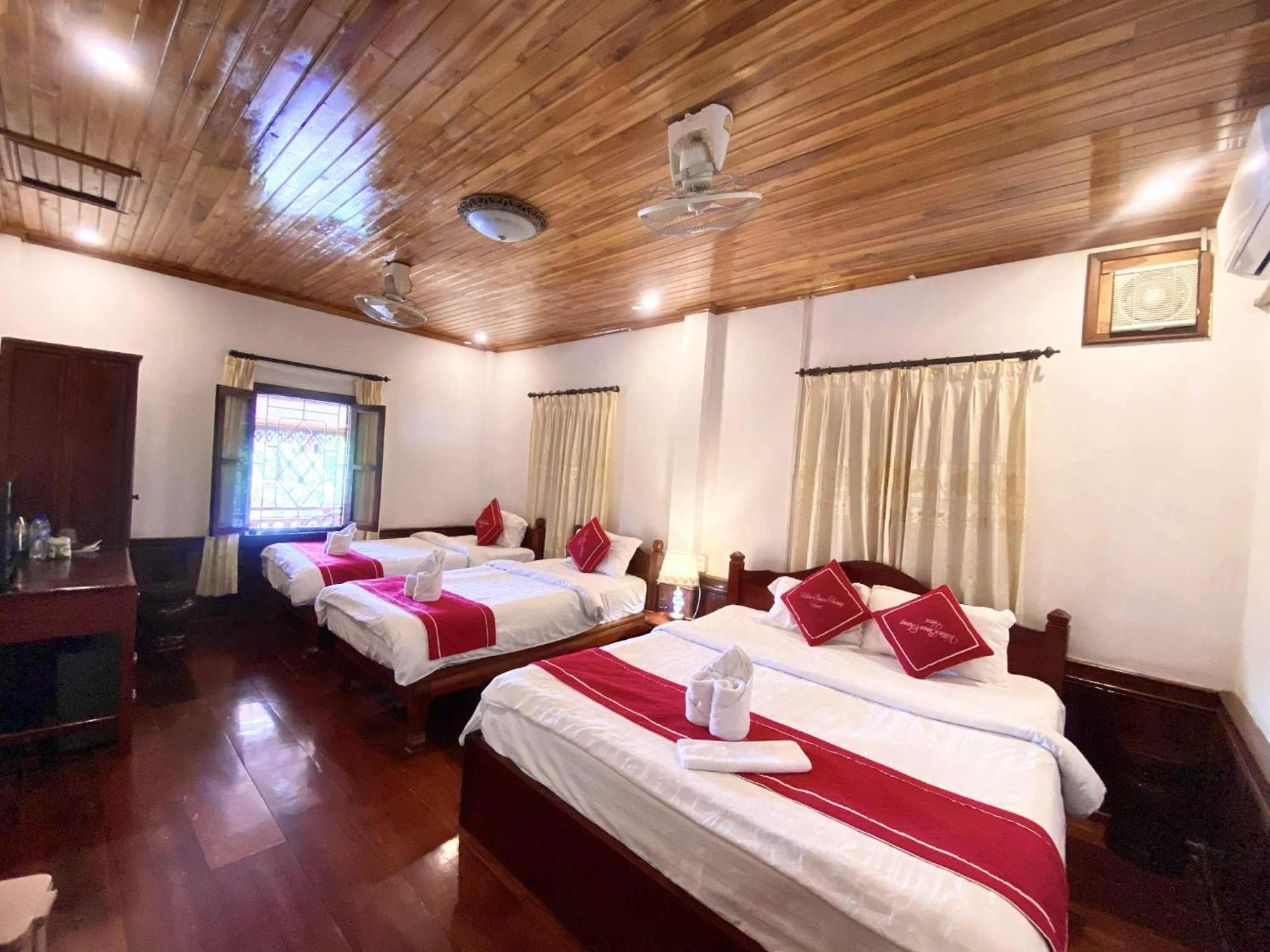 Villay Vanh Place House لوانغ برابانغ المظهر الخارجي الصورة
